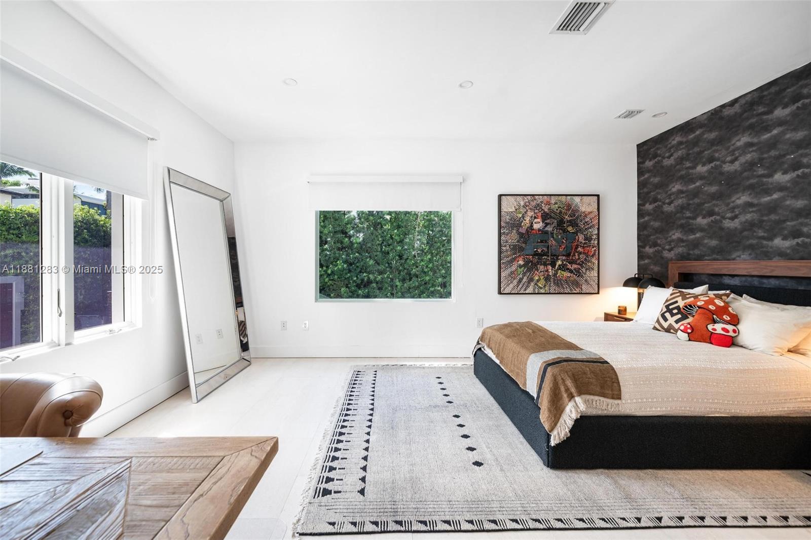 520 E Dilido Dr Miami Beach, FL 33139