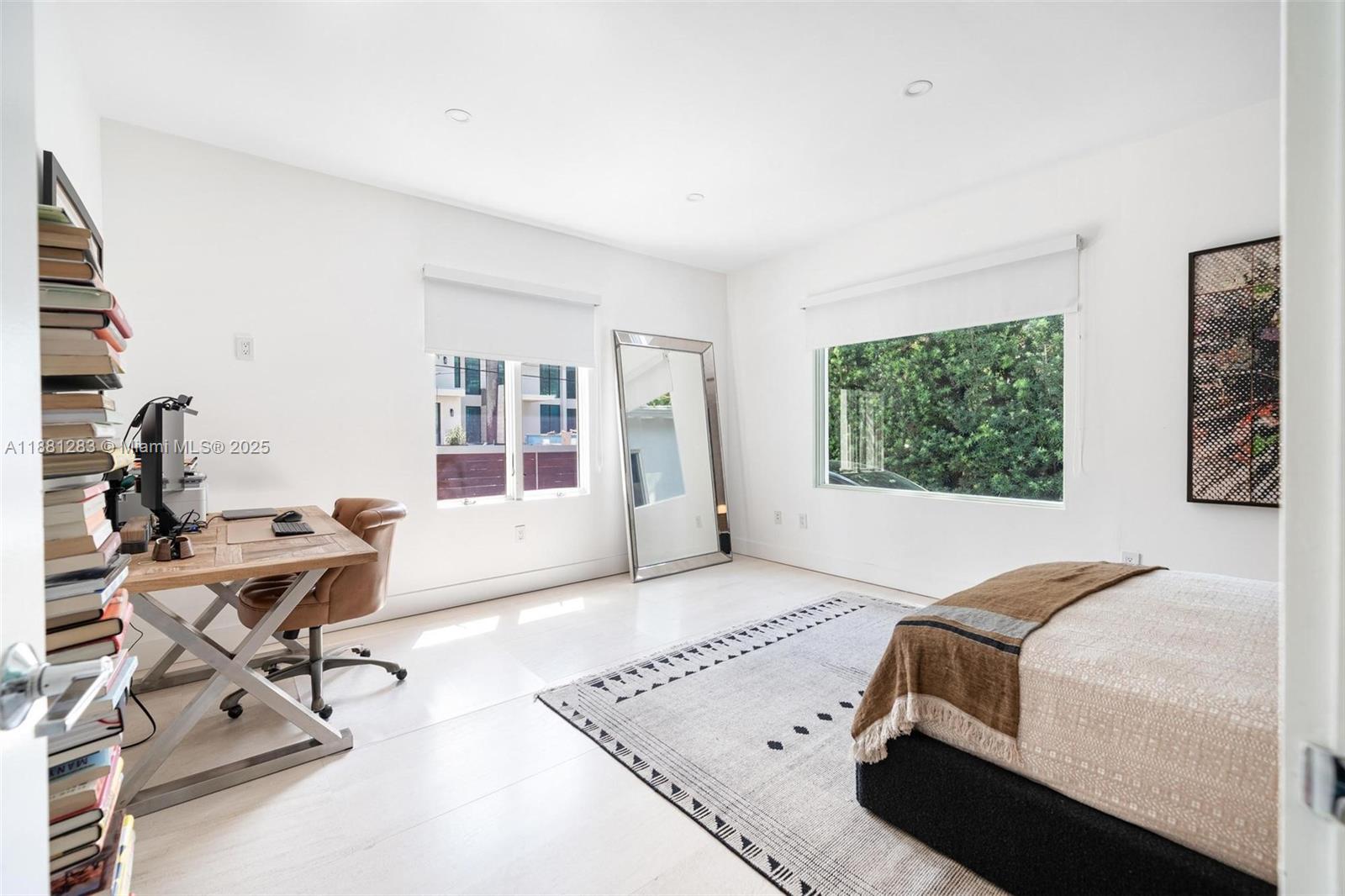 520 E Dilido Dr Miami Beach, FL 33139