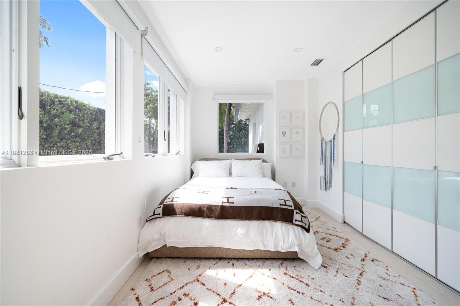 520 E Dilido Dr Miami Beach, FL 33139