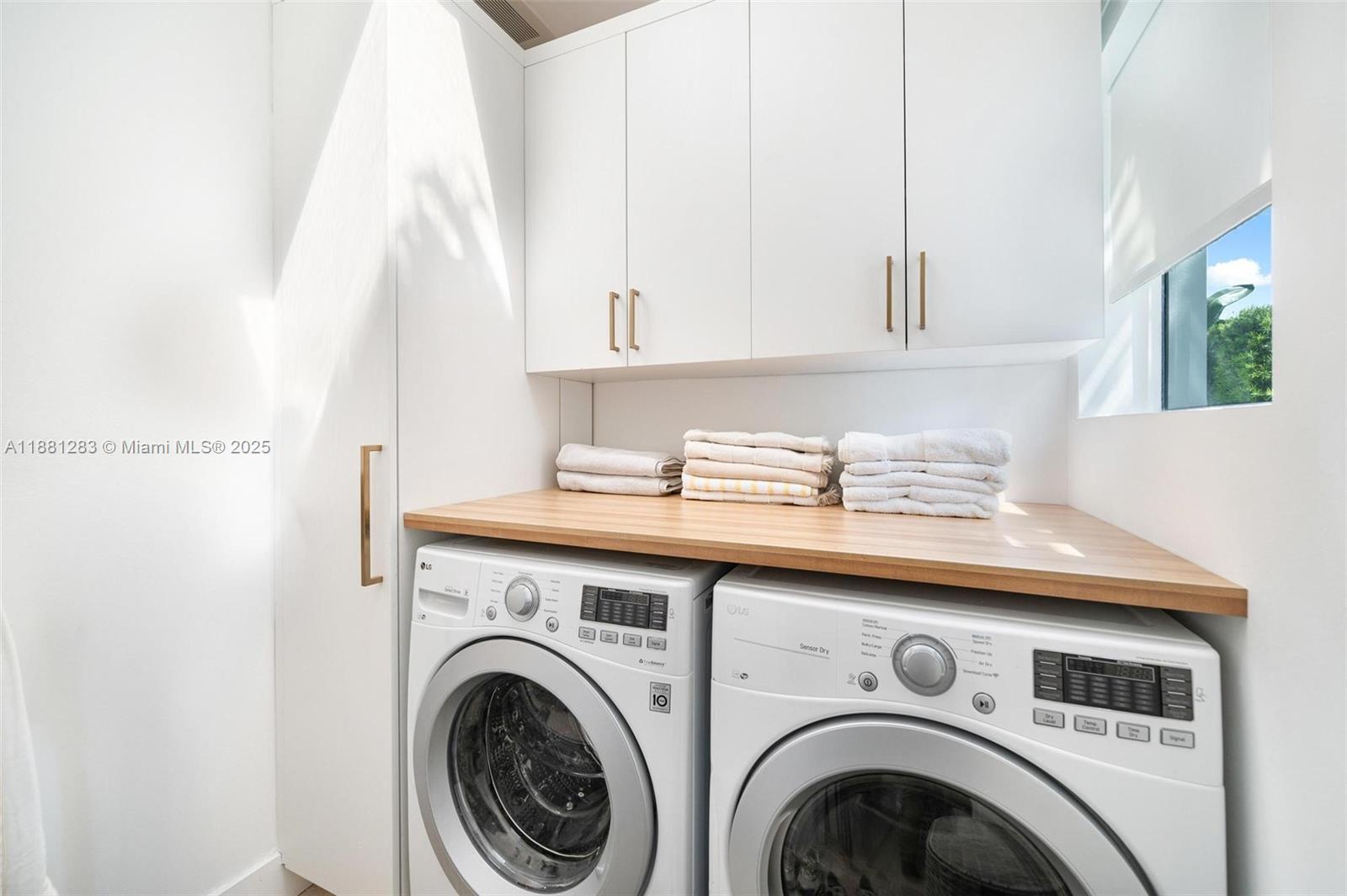 520 E Dilido Dr Miami Beach, FL 33139