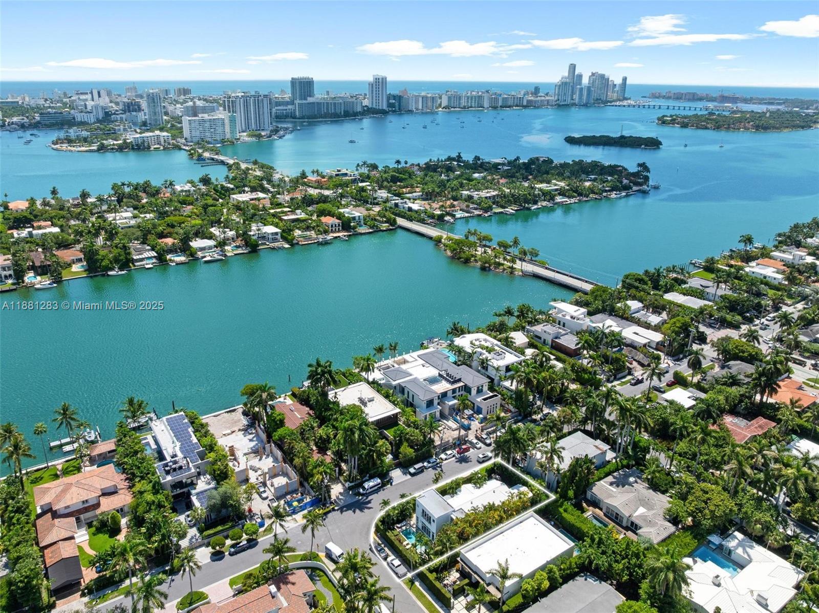 520 E Dilido Dr Miami Beach, FL 33139