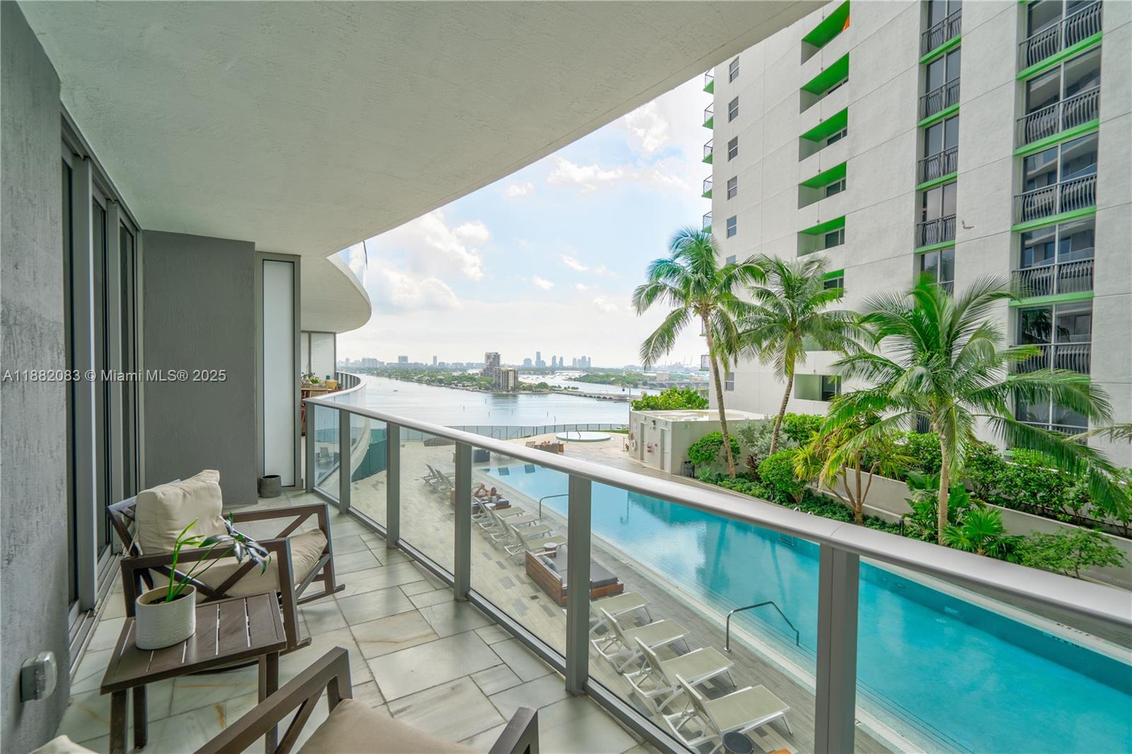 image Aria On The Bay11
