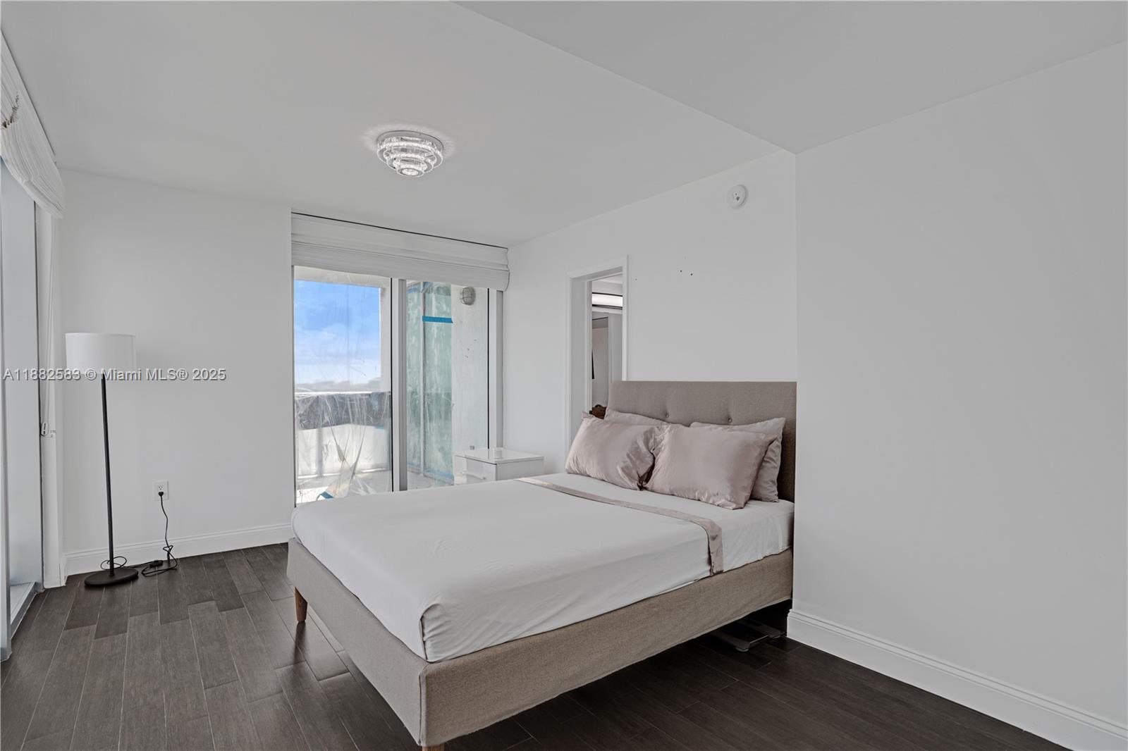 7930 East Dr #1808 North Bay Village, FL 33141