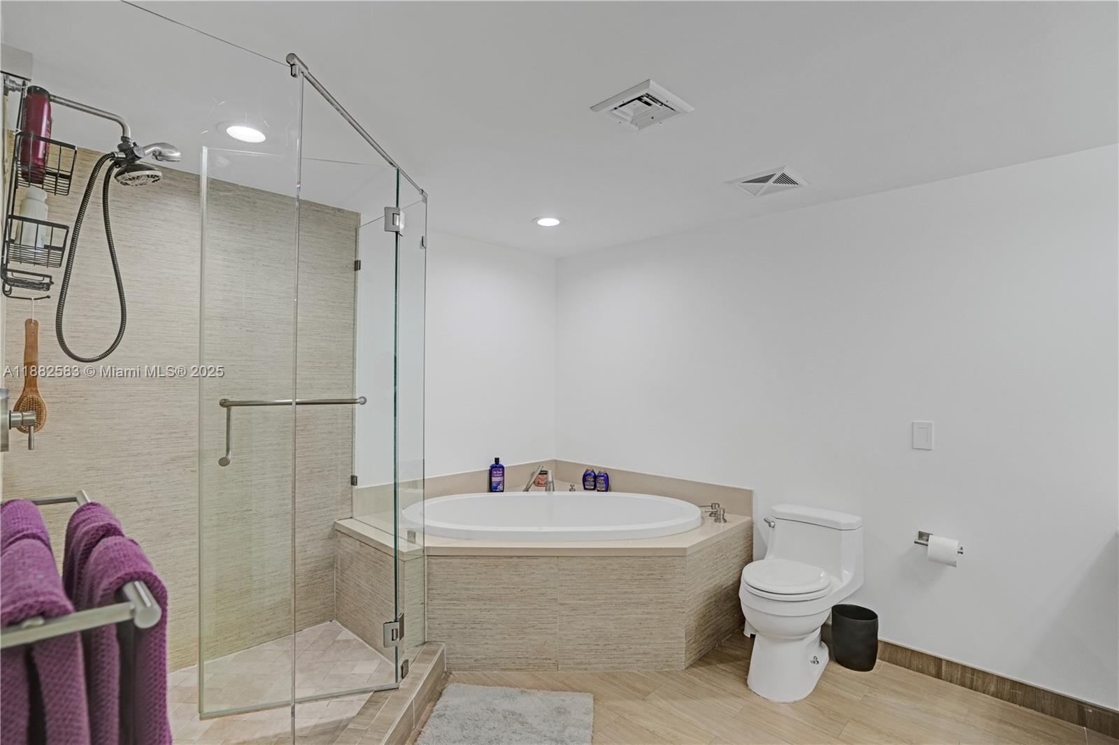 7930 East Dr #1808 North Bay Village, FL 33141