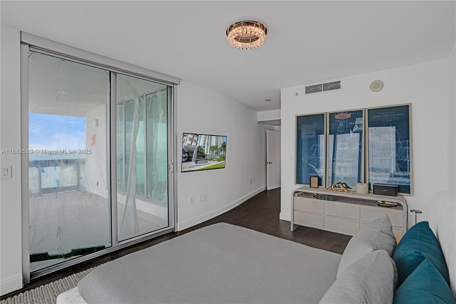 7930 East Dr #1808 North Bay Village, FL 33141