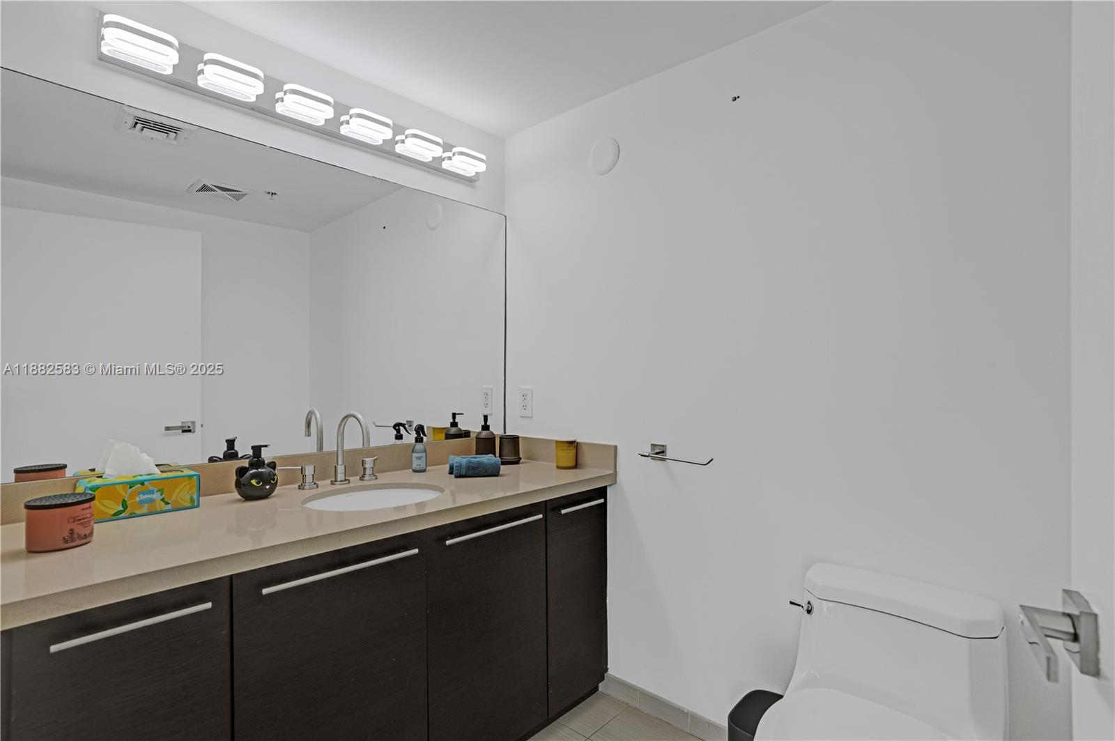 7930 East Dr #1808 North Bay Village, FL 33141