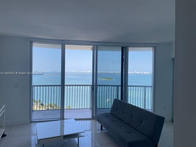 image Opera Tower Condo6