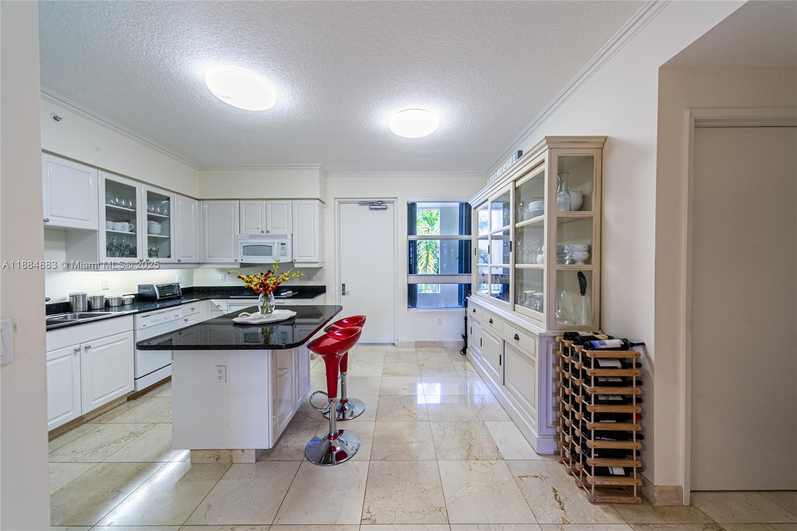 707 Crandon Blvd #408 Key Biscayne, FL 33149