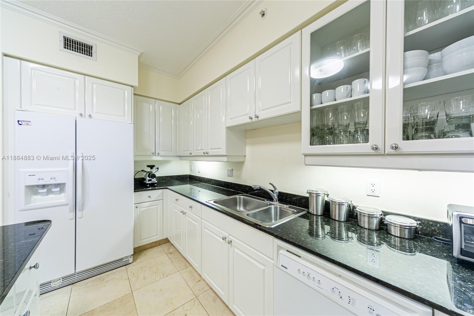 707 Crandon Blvd #408 Key Biscayne, FL 33149