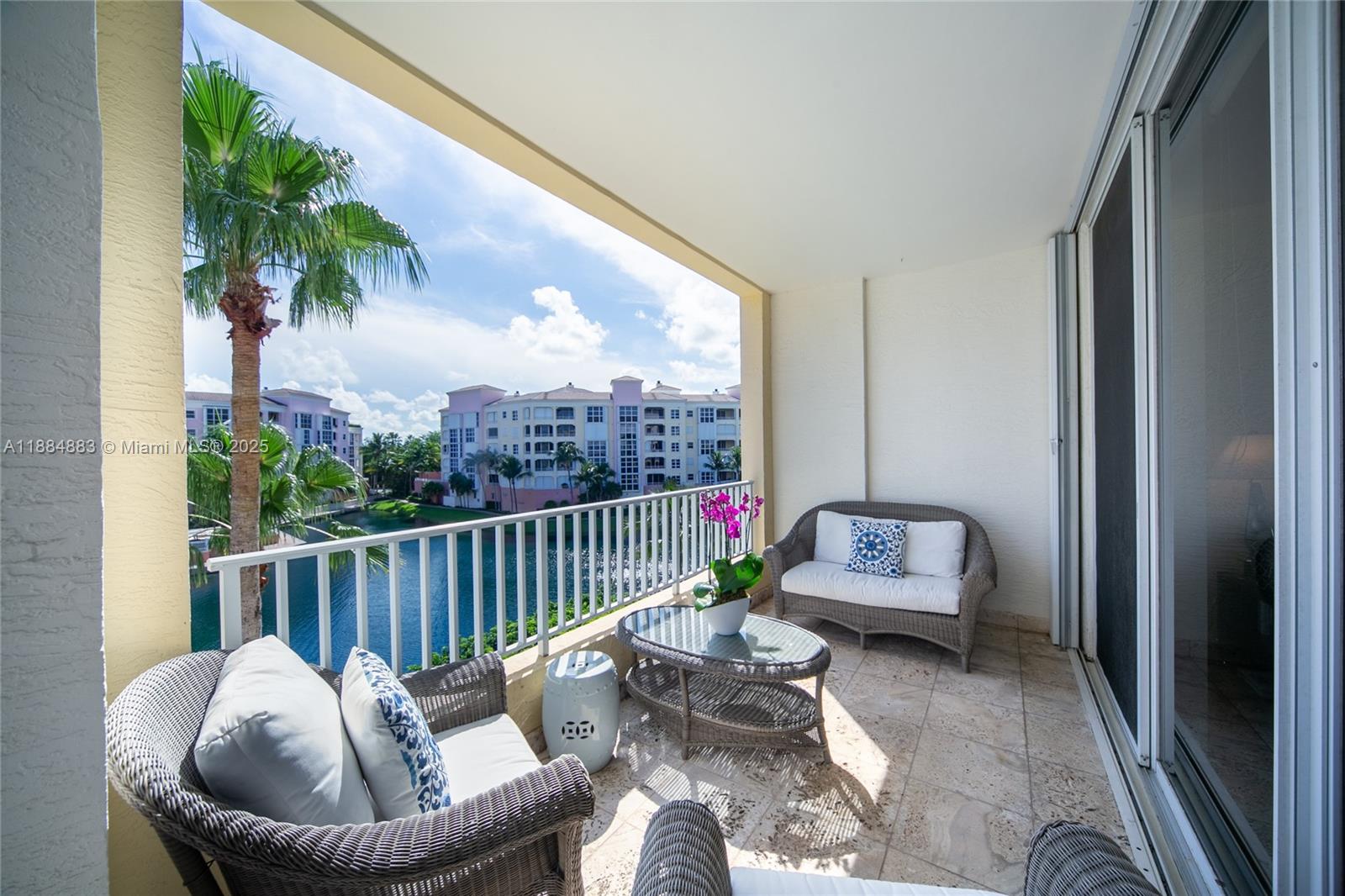 707 Crandon Blvd #408 Key Biscayne, FL 33149