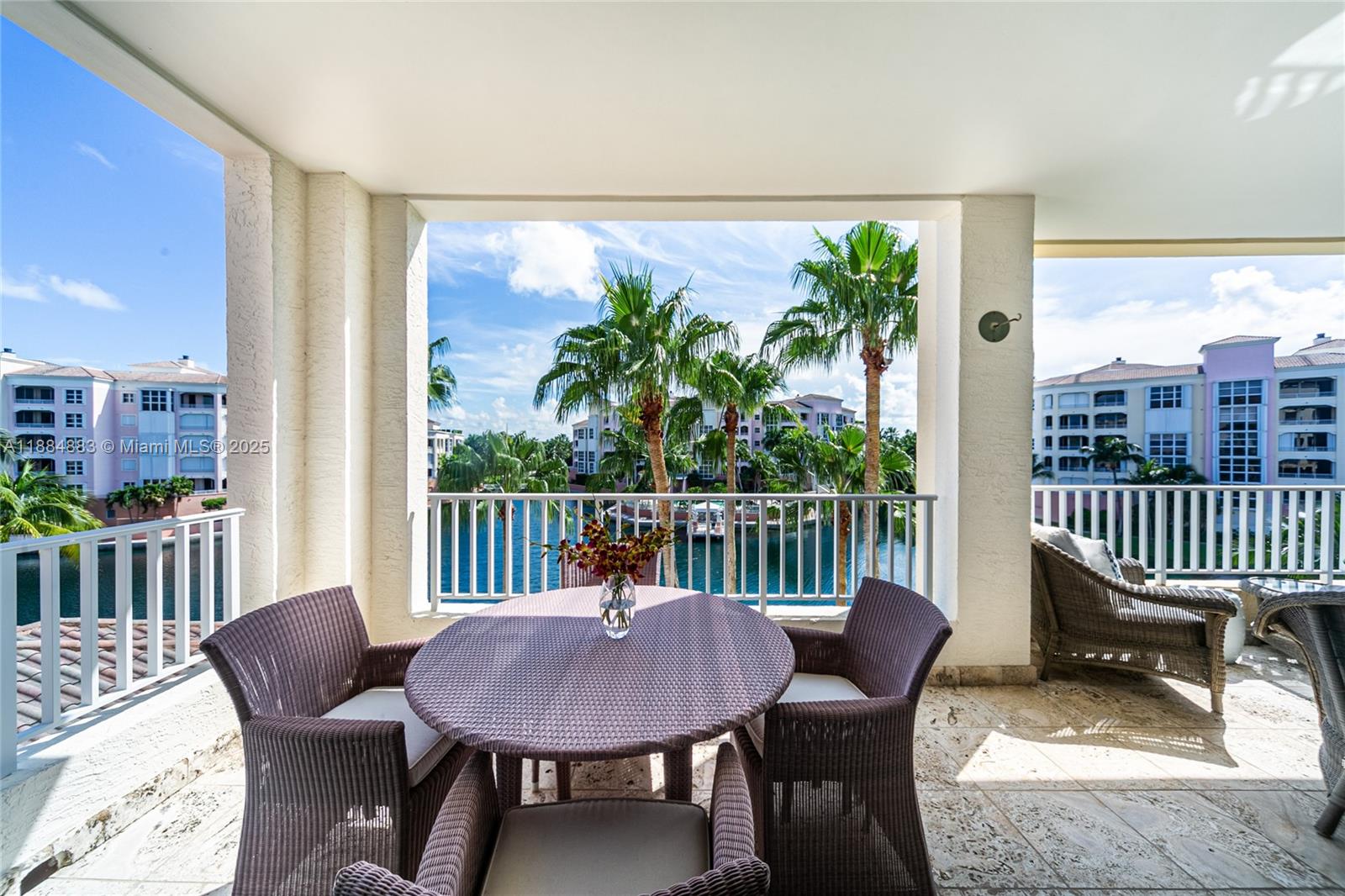 707 Crandon Blvd #408 Key Biscayne, FL 33149