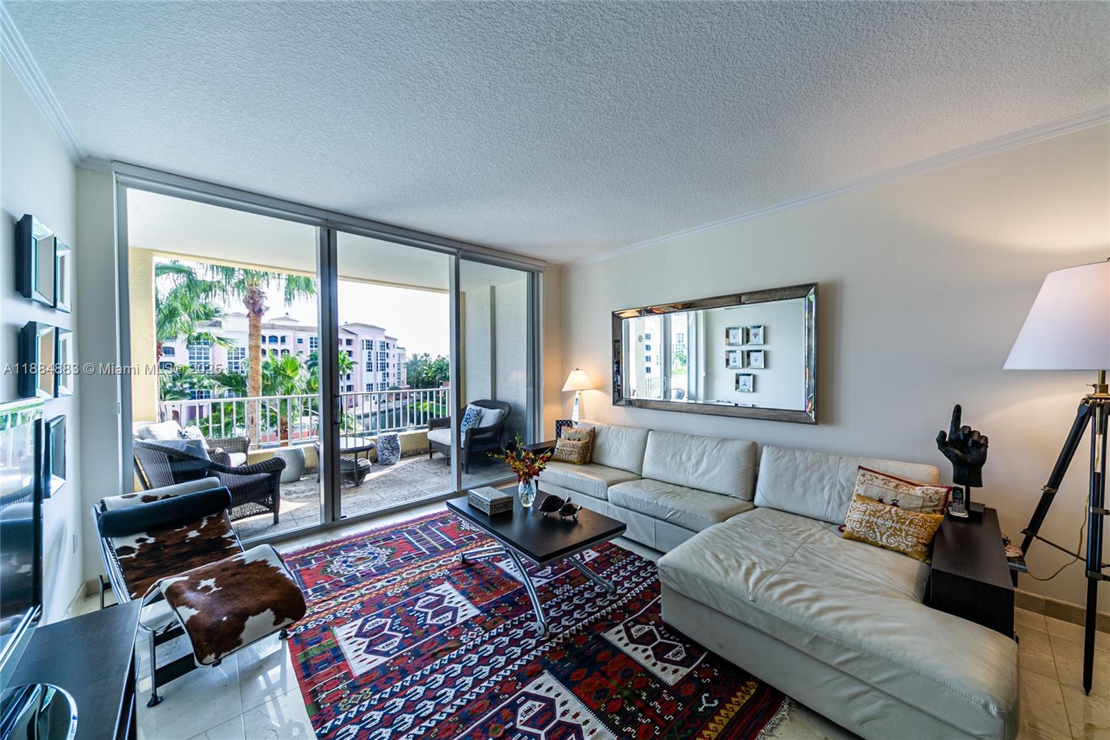 707 Crandon Blvd #408 Key Biscayne, FL 33149