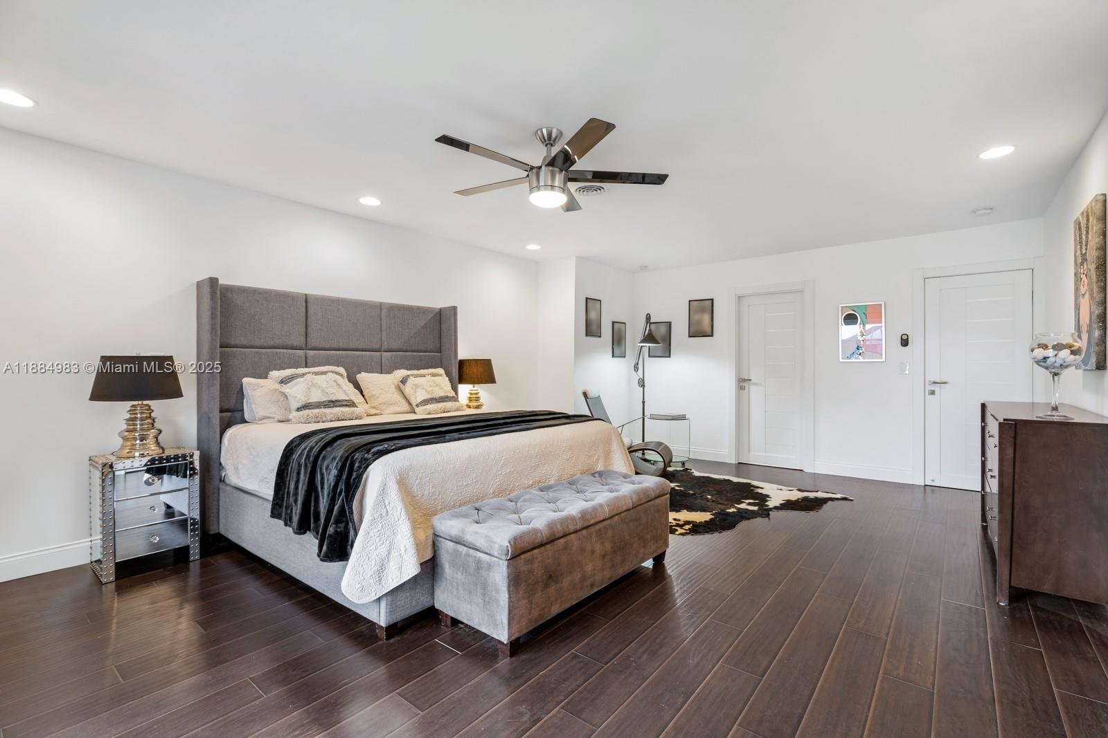 2830 NE 56th Ct Fort Lauderdale, FL 33308