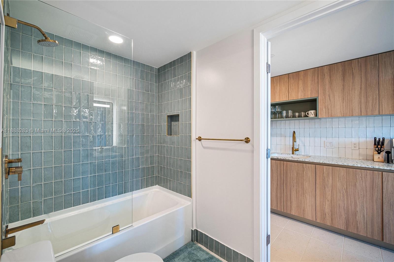 image Natiivo Gale11