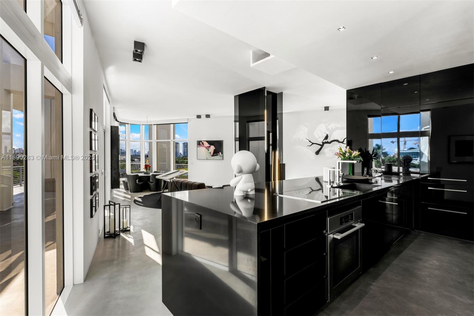 image Meridian Lofts10