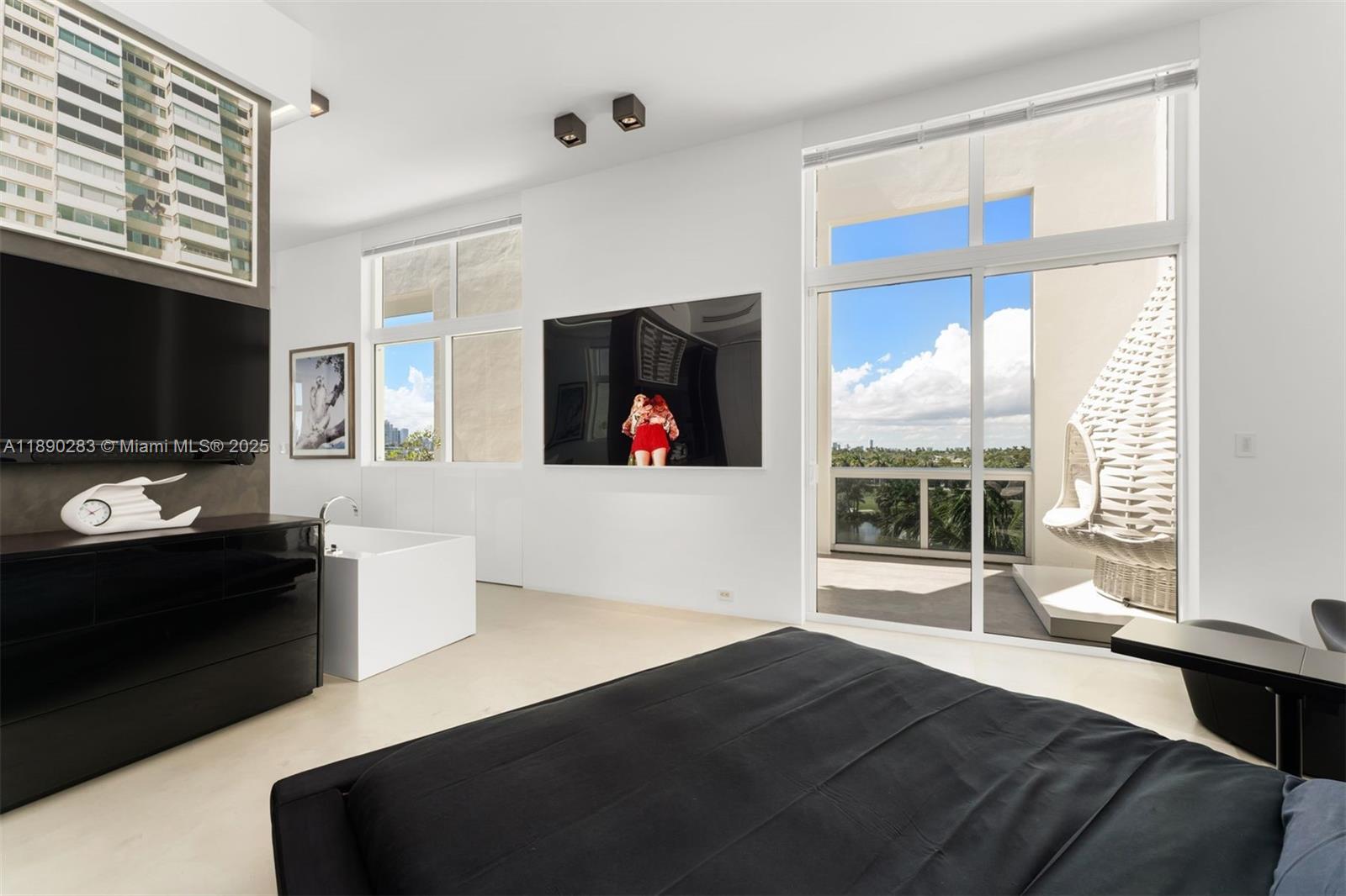 image Meridian Lofts20