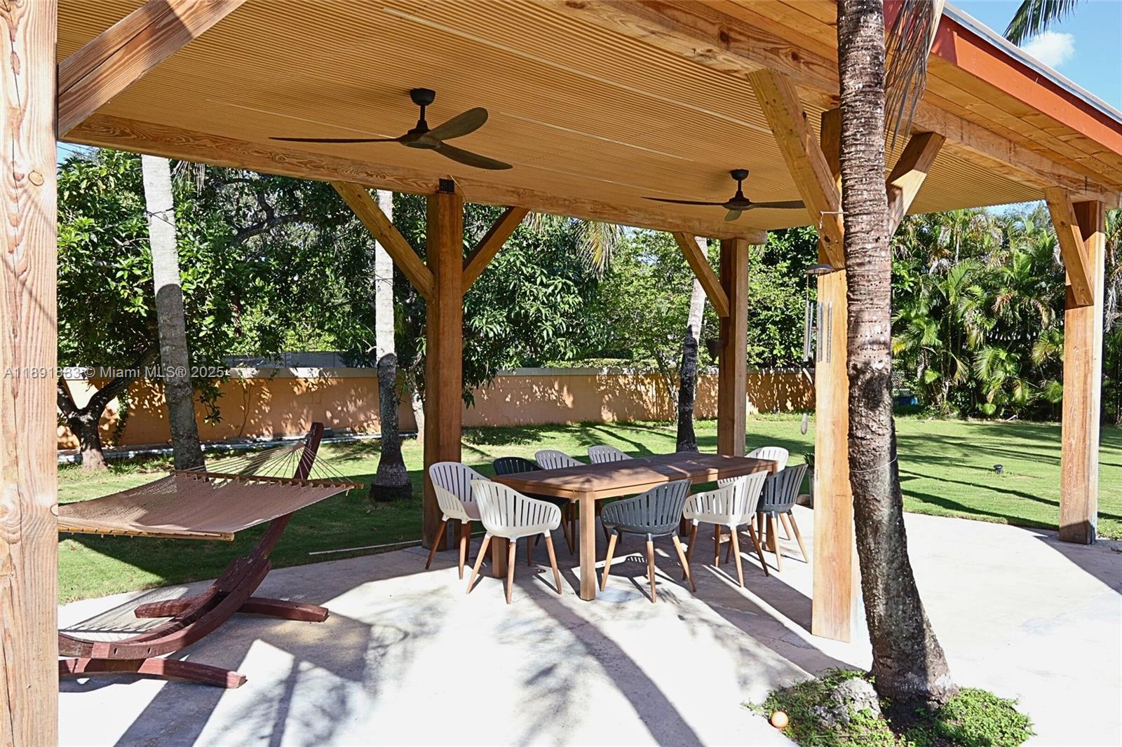 7150 SW 77th Pl Miami, FL 33143