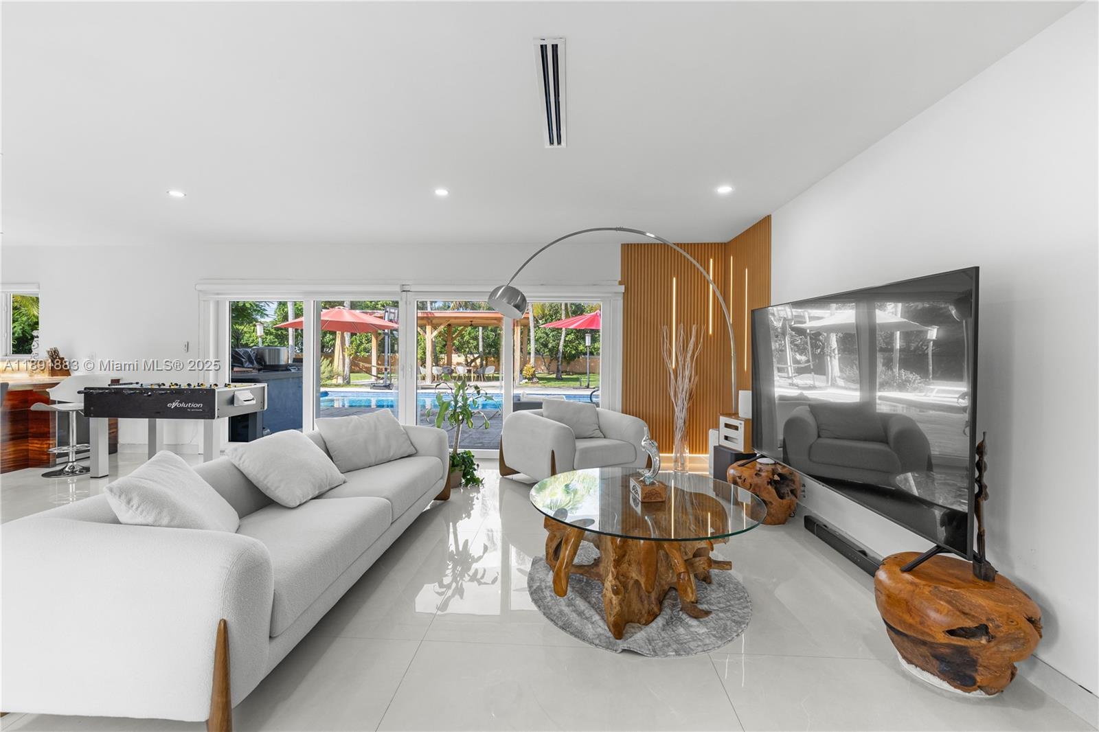 7150 SW 77th Pl Miami, FL 33143