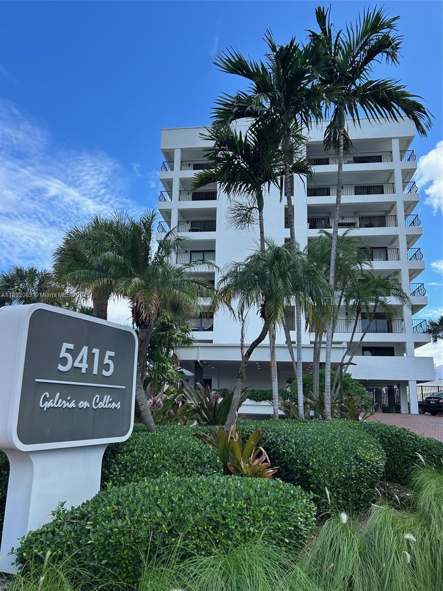 5415 Collins Ave #302