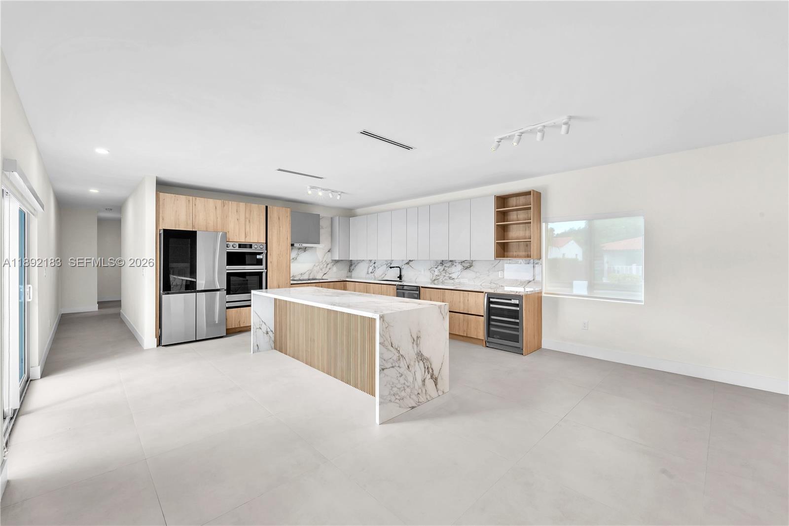 1200 SW 23rd Ct Miami, FL 33135