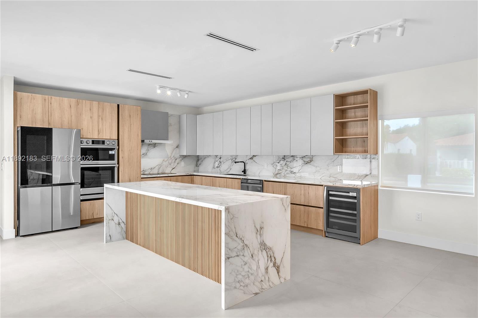 1200 SW 23rd Ct Miami, FL 33135