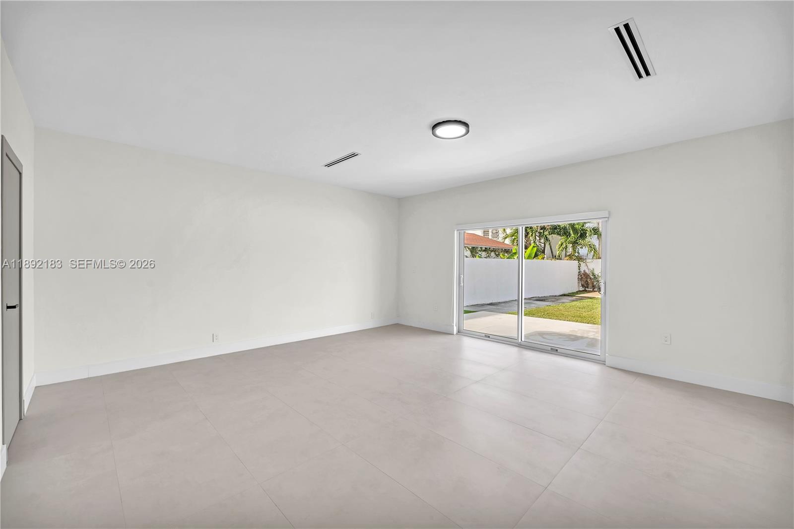 1200 SW 23rd Ct Miami, FL 33135