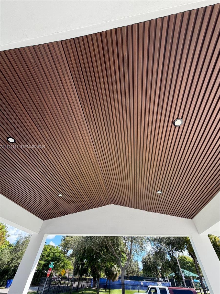 1200 SW 23rd Ct Miami, FL 33135