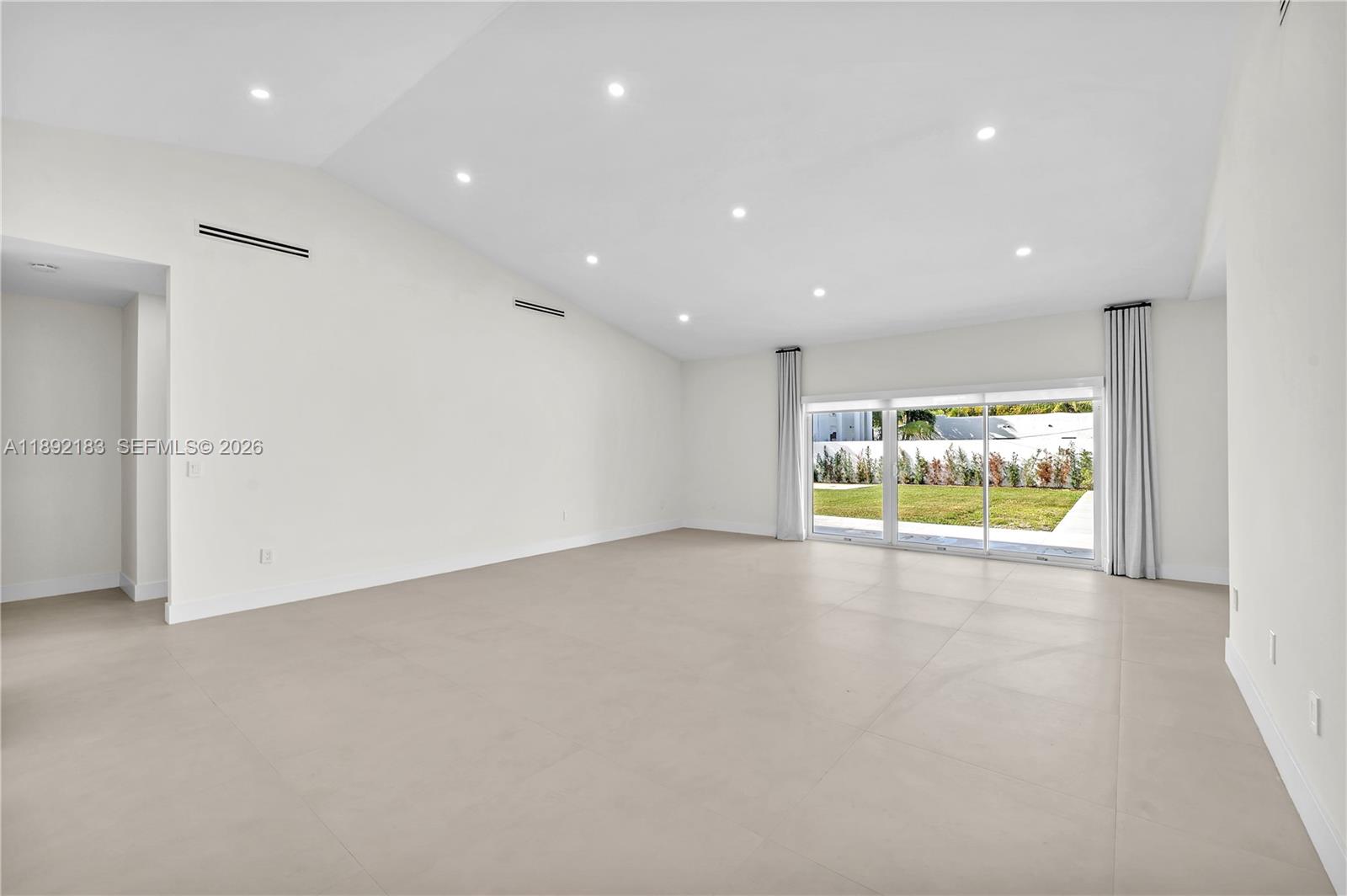 1200 SW 23rd Ct Miami, FL 33135