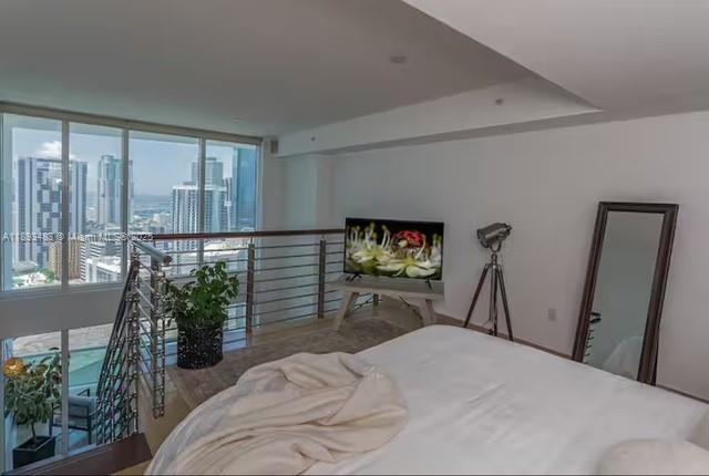 41 SE 5th St #1905 Miami, FL 33131