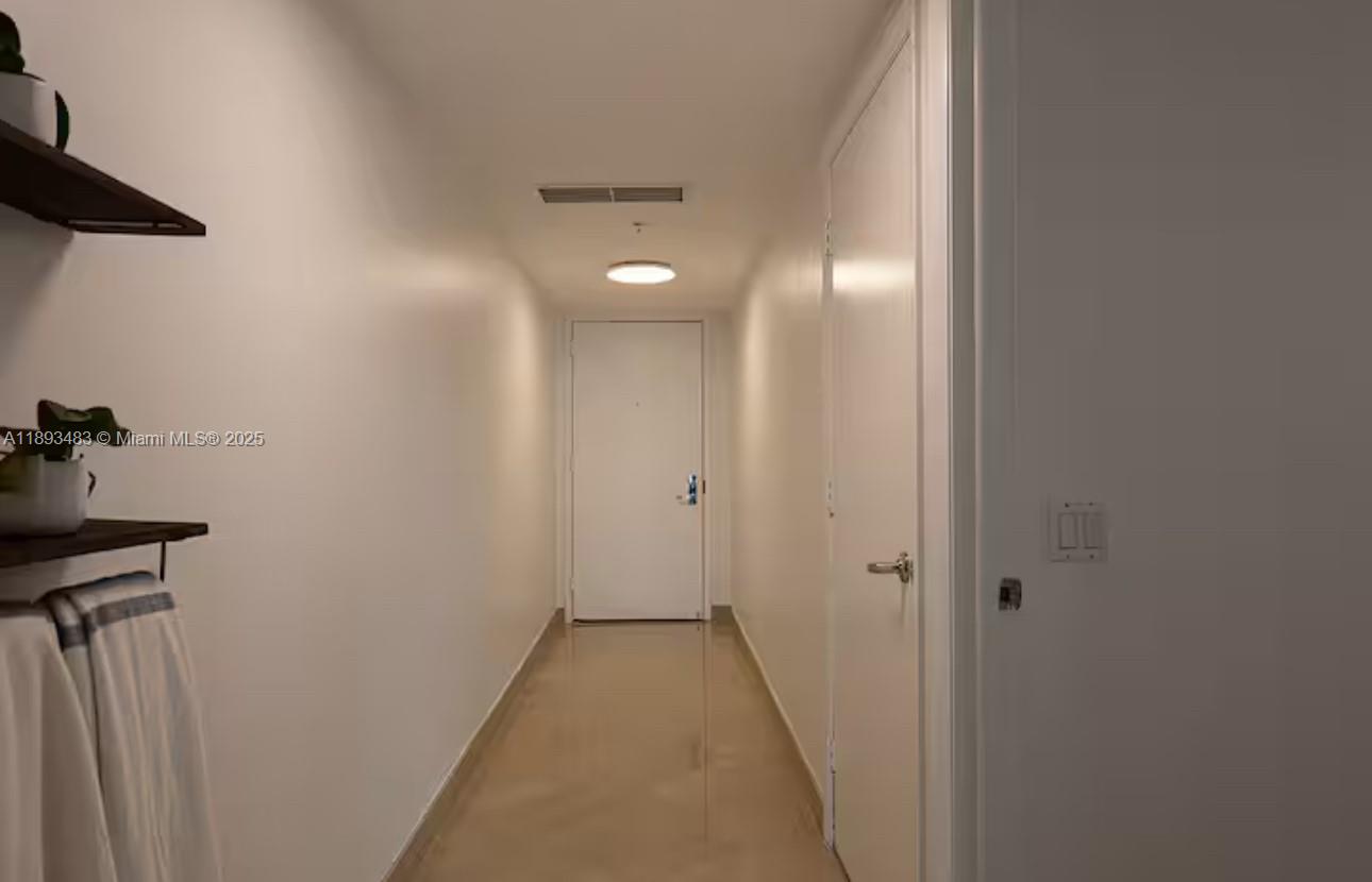 41 SE 5th St #1905 Miami, FL 33131