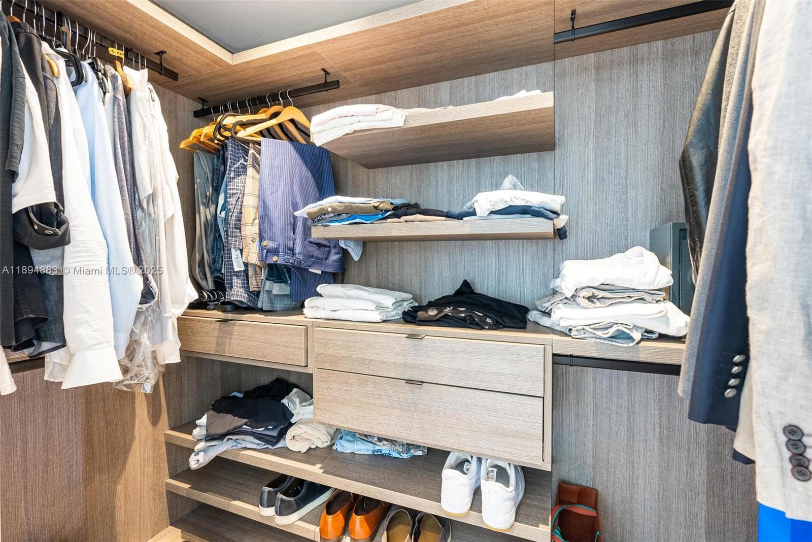 450 Alton Rd #1603 Miami Beach, FL 33139