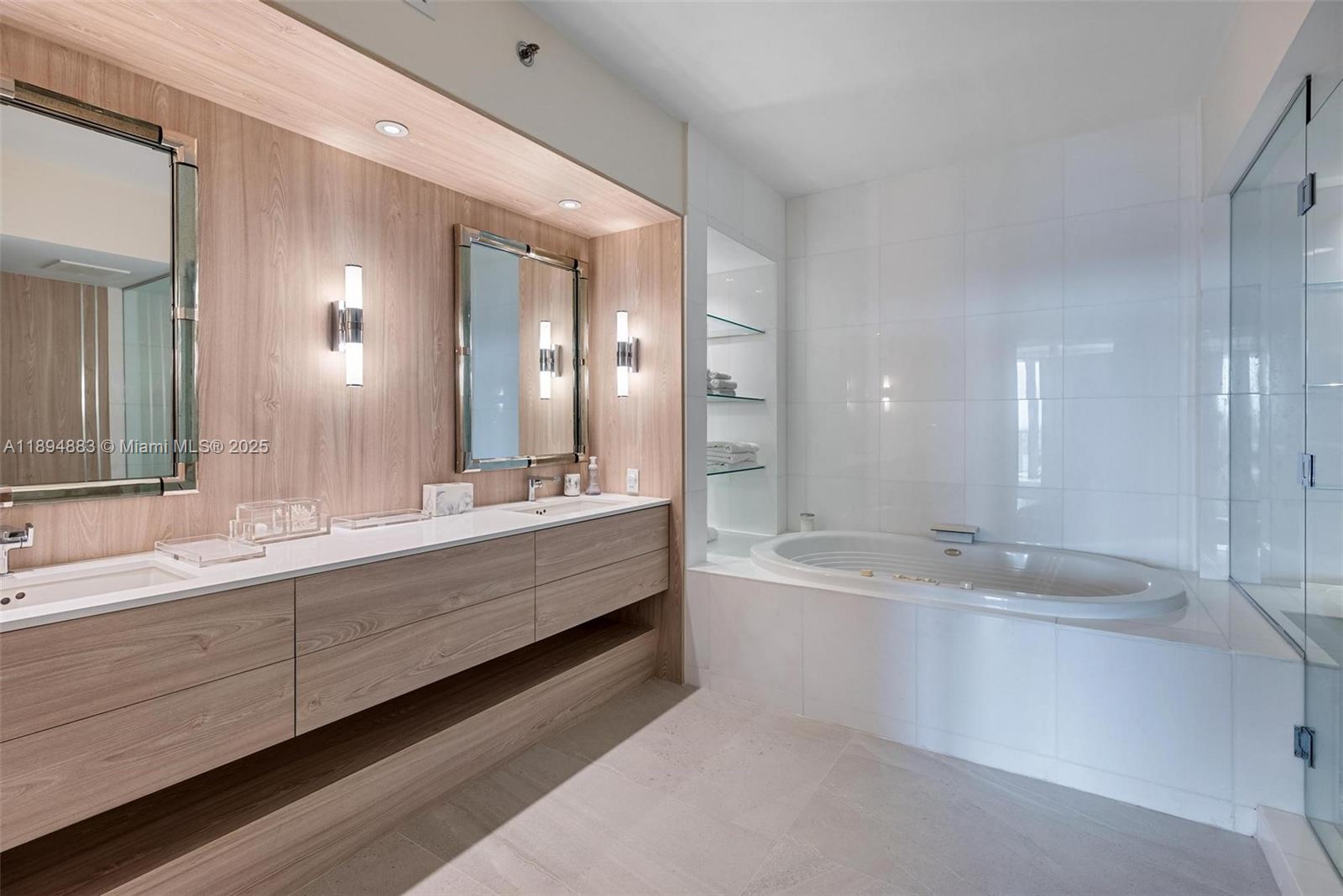 450 Alton Rd #1603 Miami Beach, FL 33139