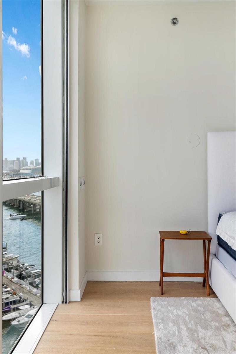 450 Alton Rd #1603 Miami Beach, FL 33139