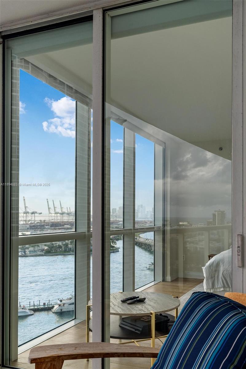 450 Alton Rd #1603 Miami Beach, FL 33139