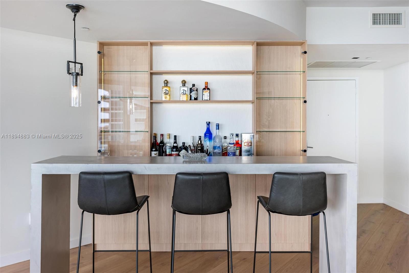 450 Alton Rd #1603 Miami Beach, FL 33139