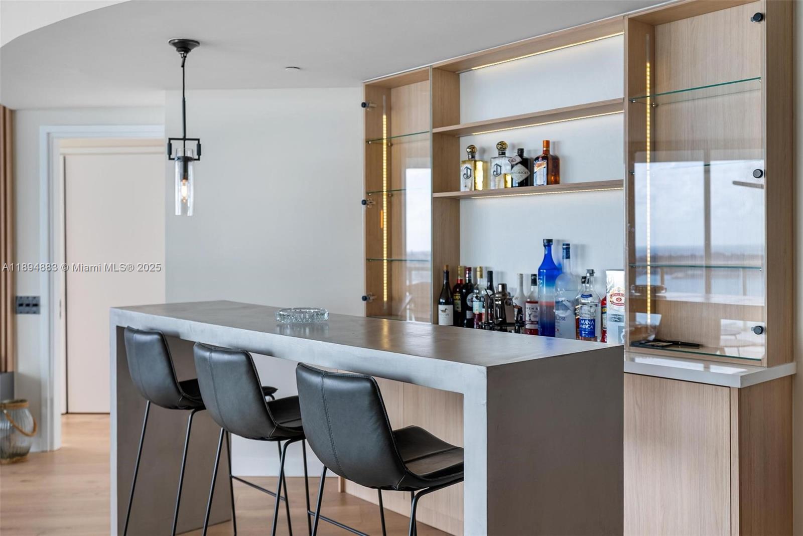 450 Alton Rd #1603 Miami Beach, FL 33139