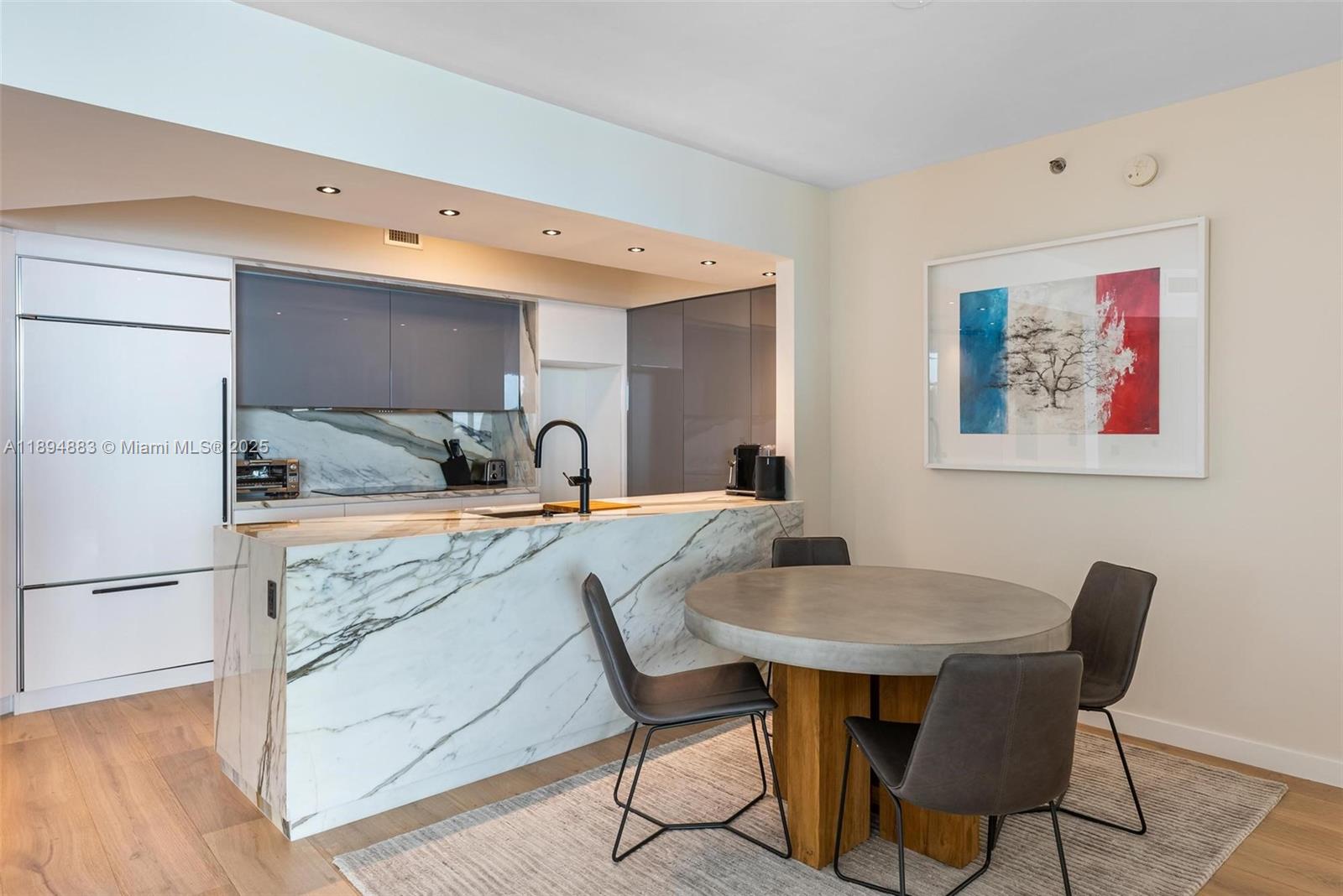 450 Alton Rd #1603 Miami Beach, FL 33139