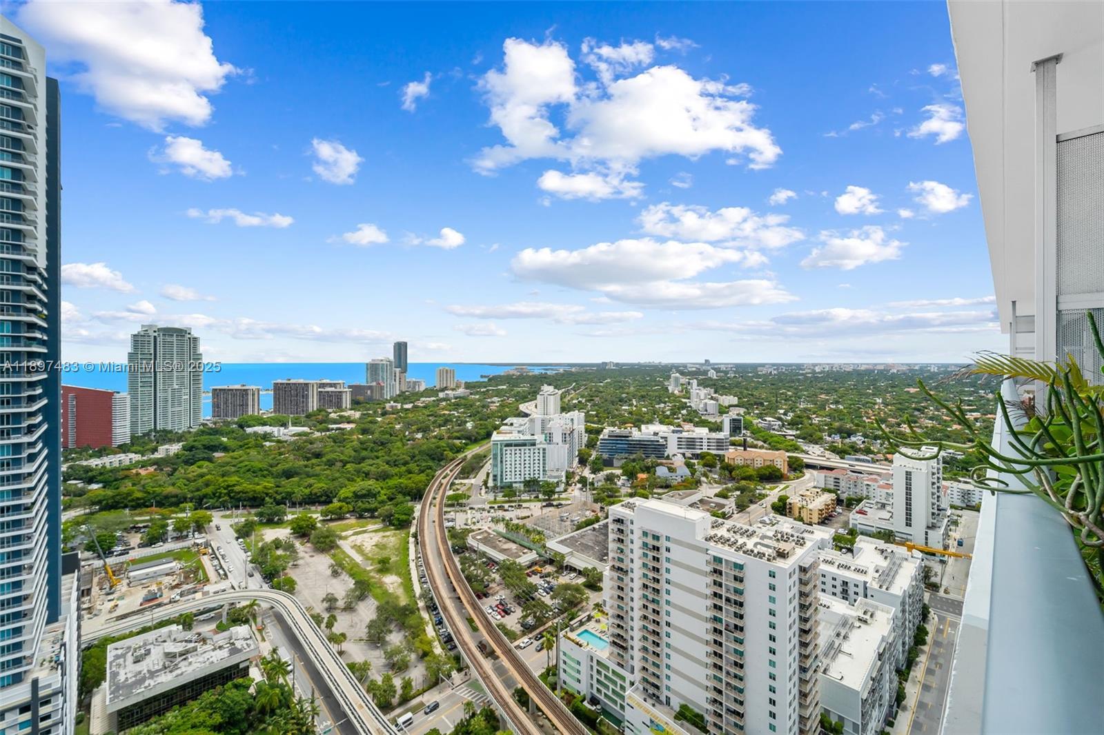 image The Axis On Brickell16