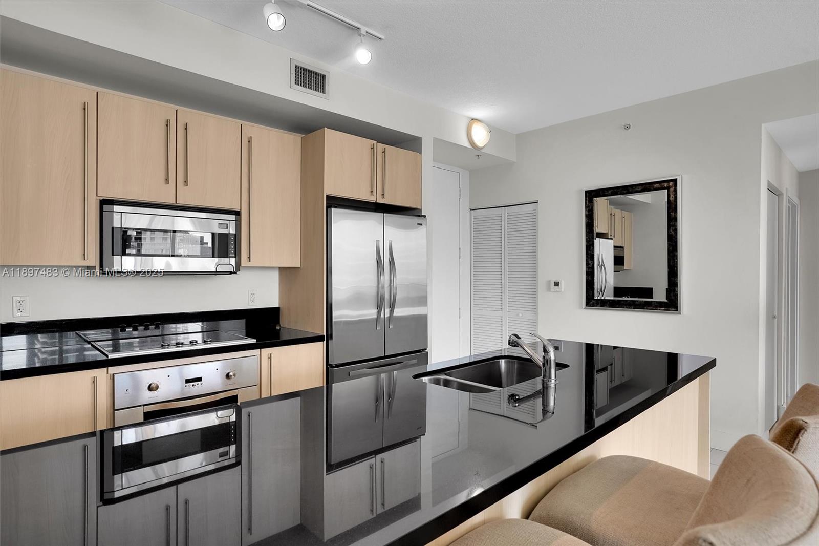 image The Axis On Brickell3