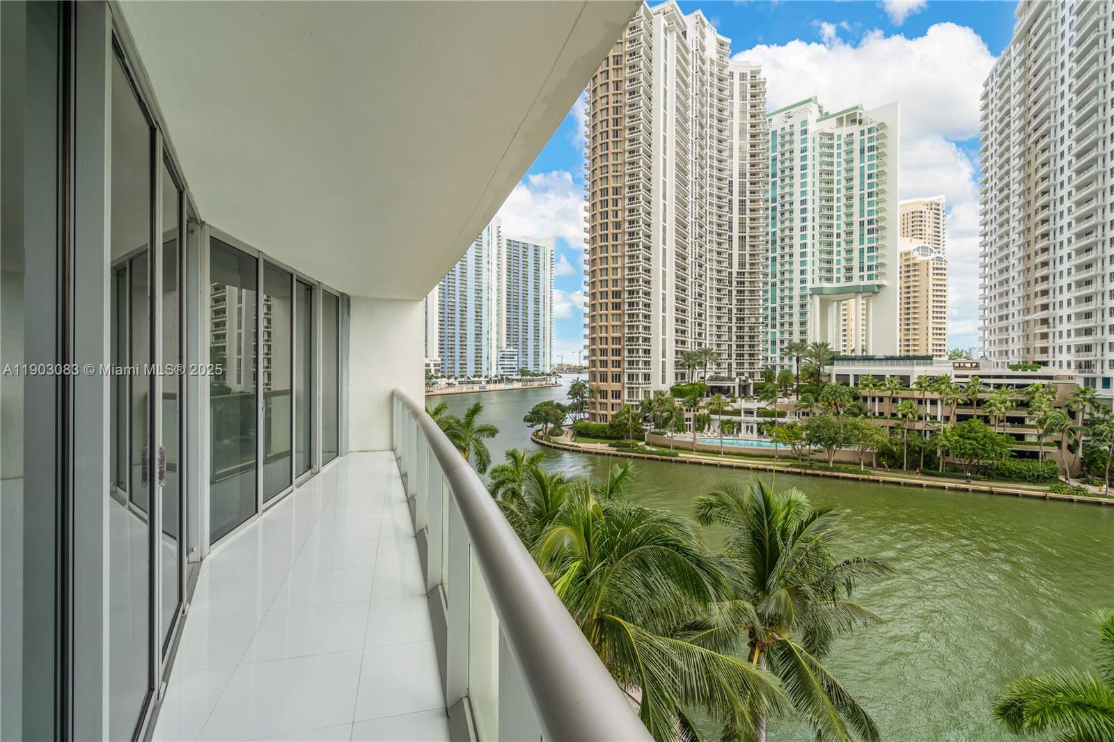 image Icon Brickell No Two26