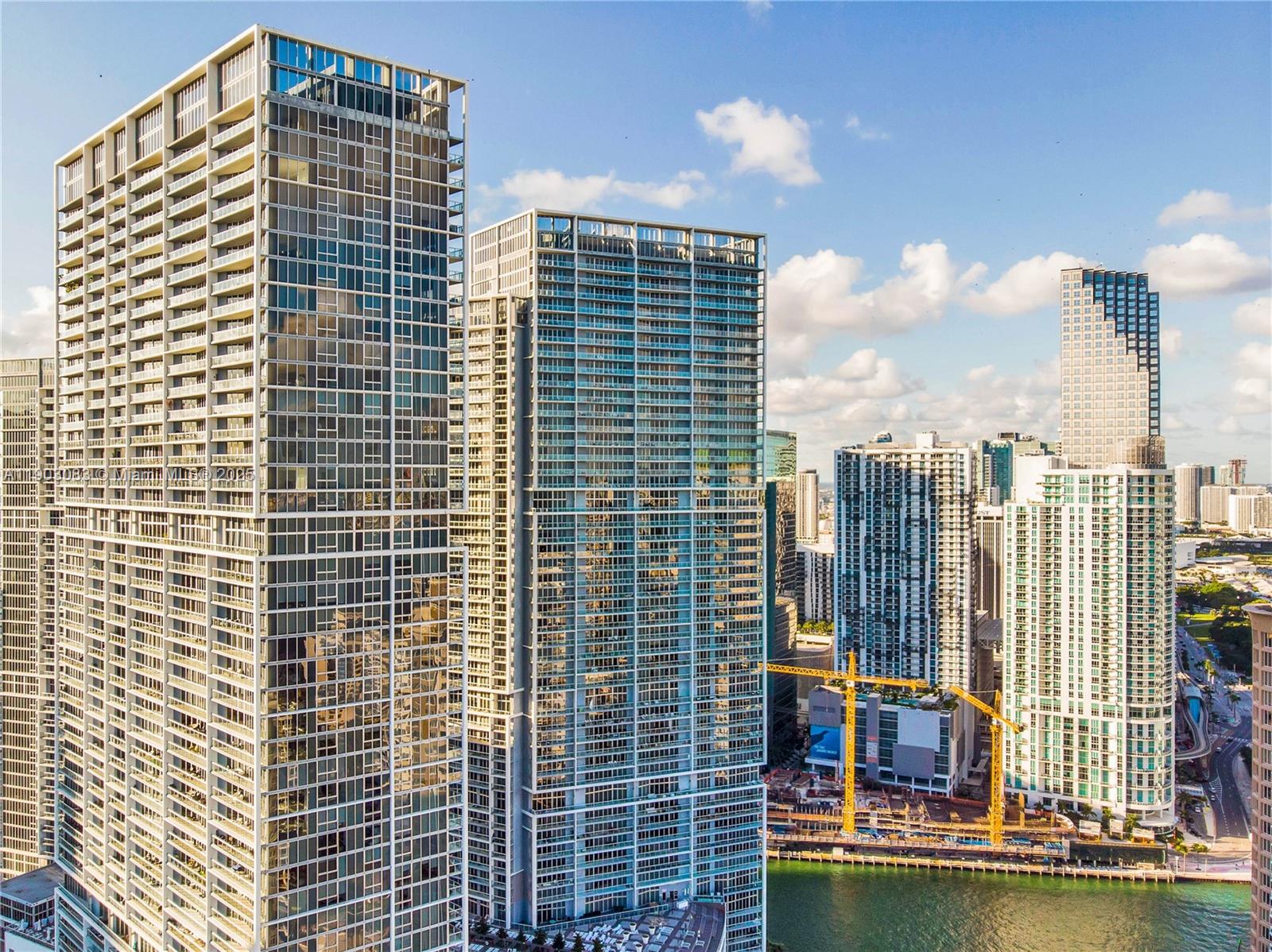 image Icon Brickell No Two33