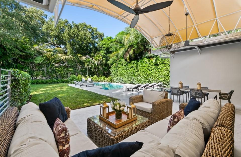 641 Island Rd Miami, FL 33137