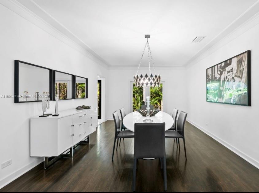 641 Island Rd Miami, FL 33137