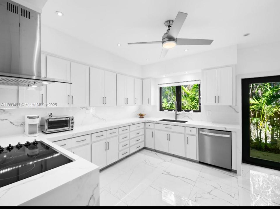 641 Island Rd Miami, FL 33137