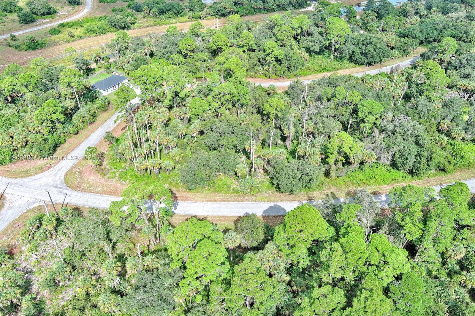 232 Sparkle Dr La Belle, FL 33935