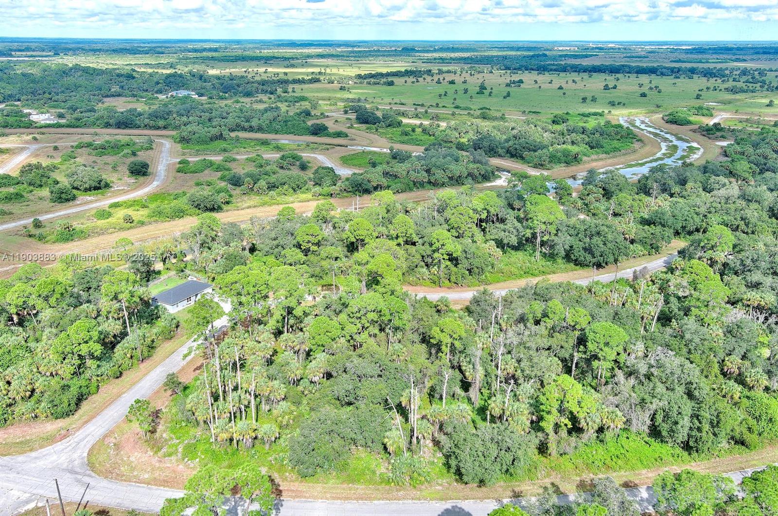 232 Sparkle Dr La Belle, FL 33935