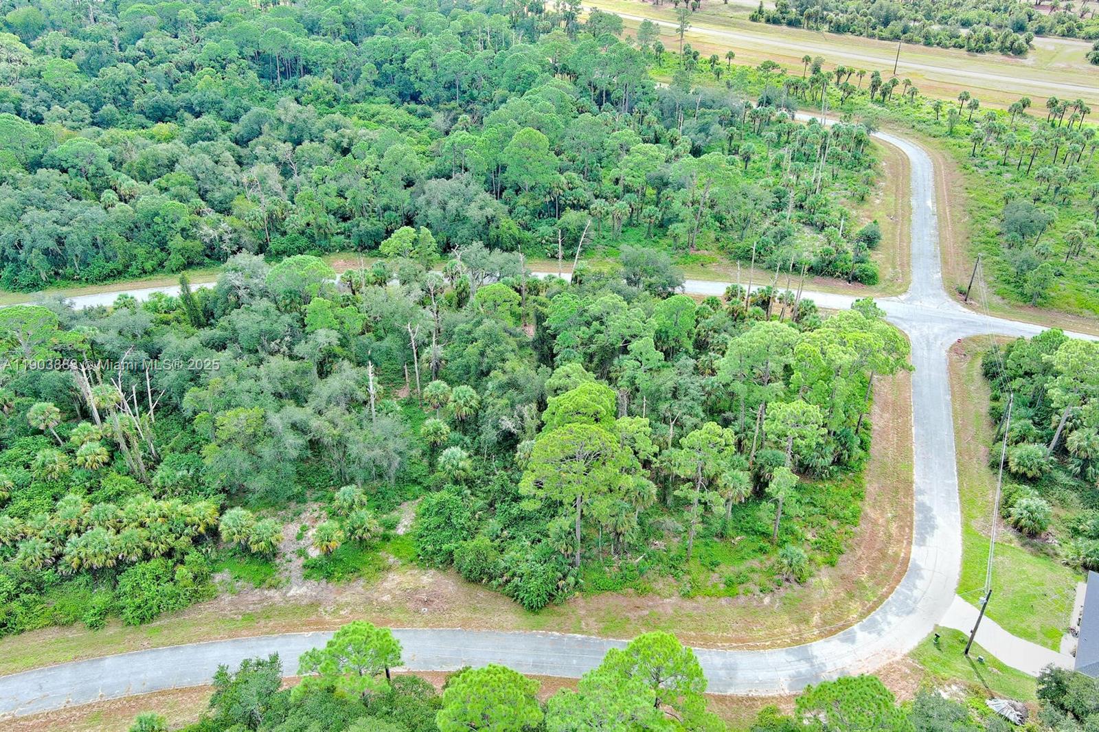 232 Sparkle Dr La Belle, FL 33935