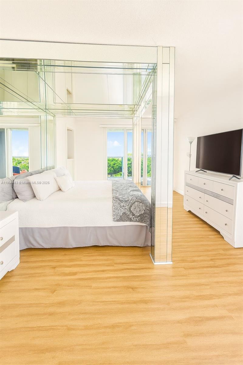 image Arlen House East2