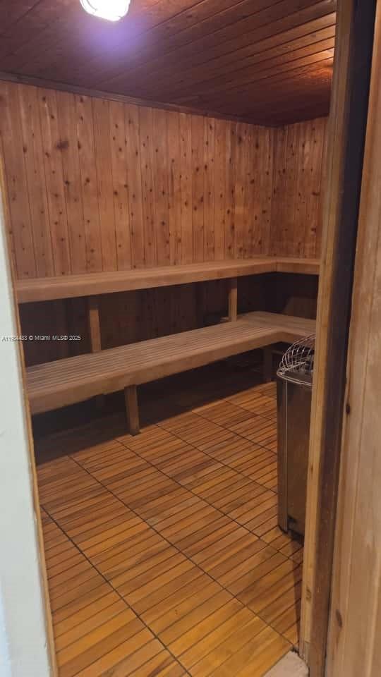 image Arlen House East8