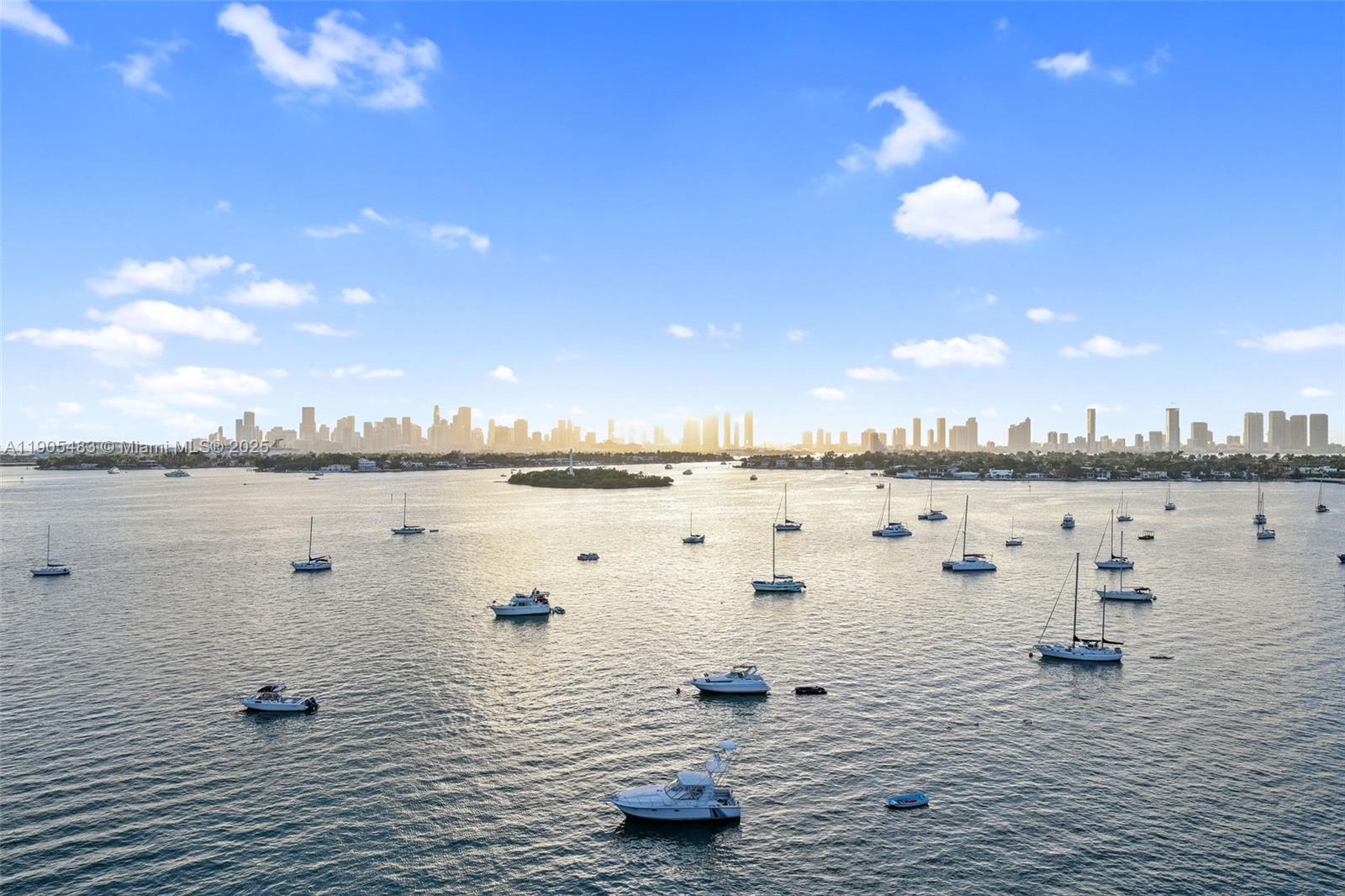 1500 Bay Rd #N-0915 Miami Beach, FL 33139